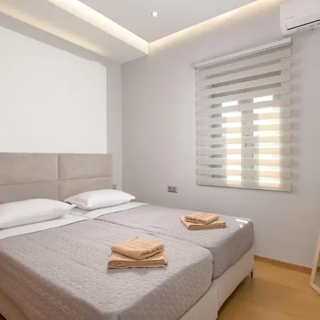Villa Costa By *