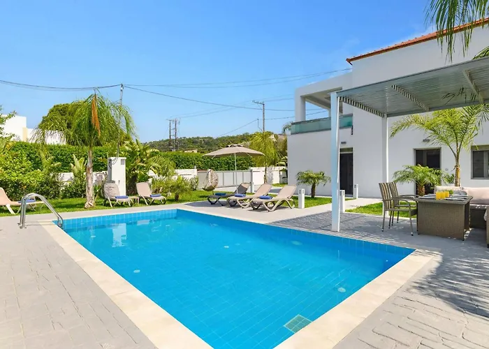 Costa By فيلة إياليسوس